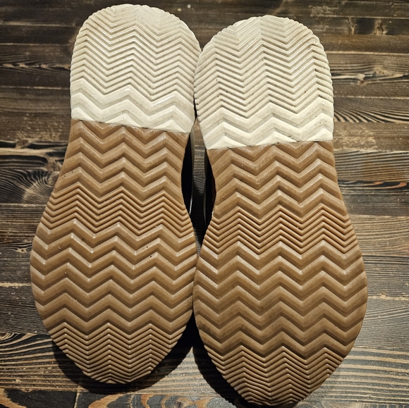 Women's Out N About III Puffy Zip Boot - Picture 5 of 5